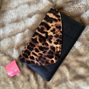 Leopard print clutch